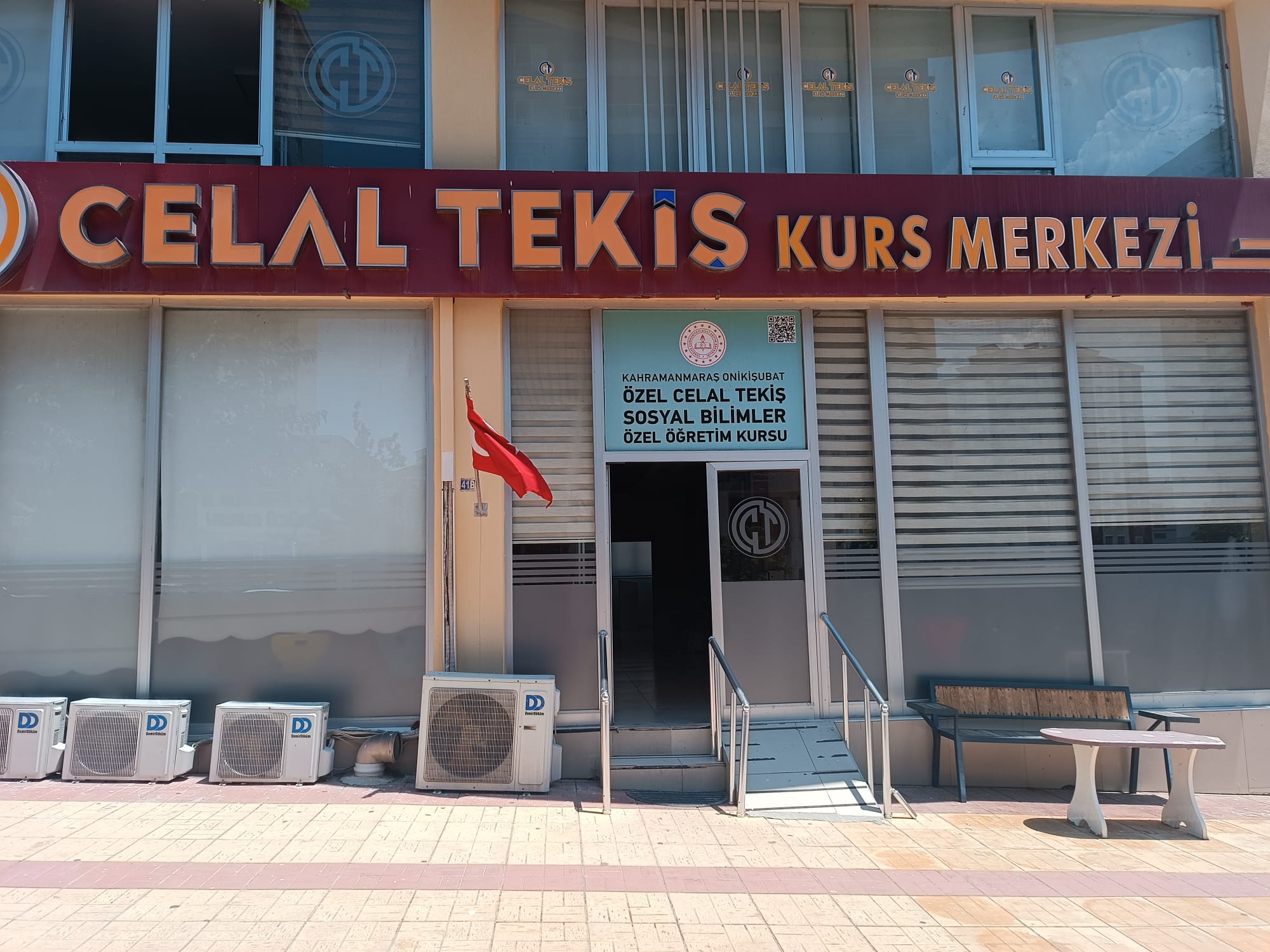 Kurumumuzdan Kareler
